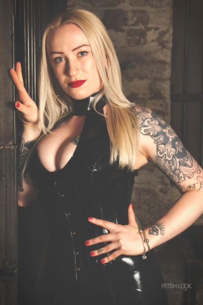 Miss Anna Elite True Mistress